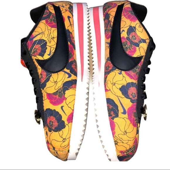 Nike Classic Cortez LX Floral Pack Gold EUC 5 - Picture 3 of 13
